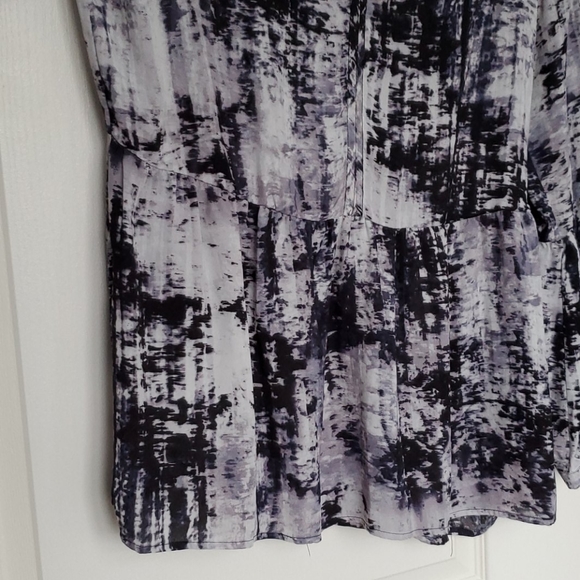 Spense Long Sleeve Top - Picture 3 of 4